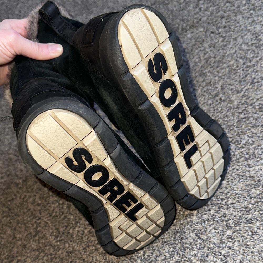 Sorel Black Suede Fur-Lined Boots - Picture 6 of 6
